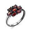 Кольцо классическое из серебра 925 с гранатом